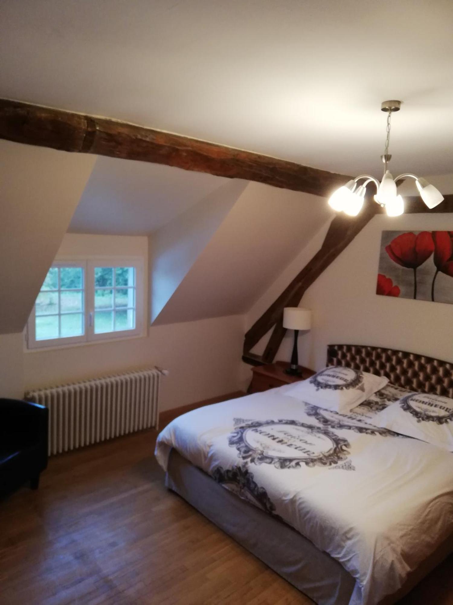 Bed and Breakfast Domaine De La Ferme De Mont Mormant Exterior foto