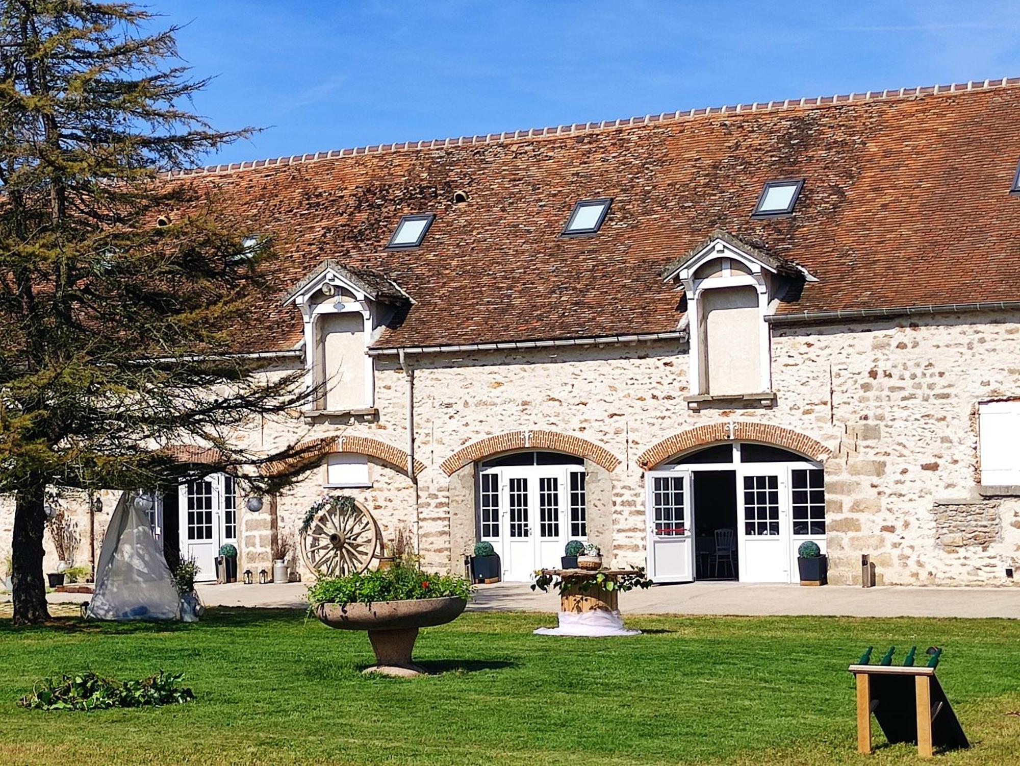 Bed and Breakfast Domaine De La Ferme De Mont Mormant Exterior foto